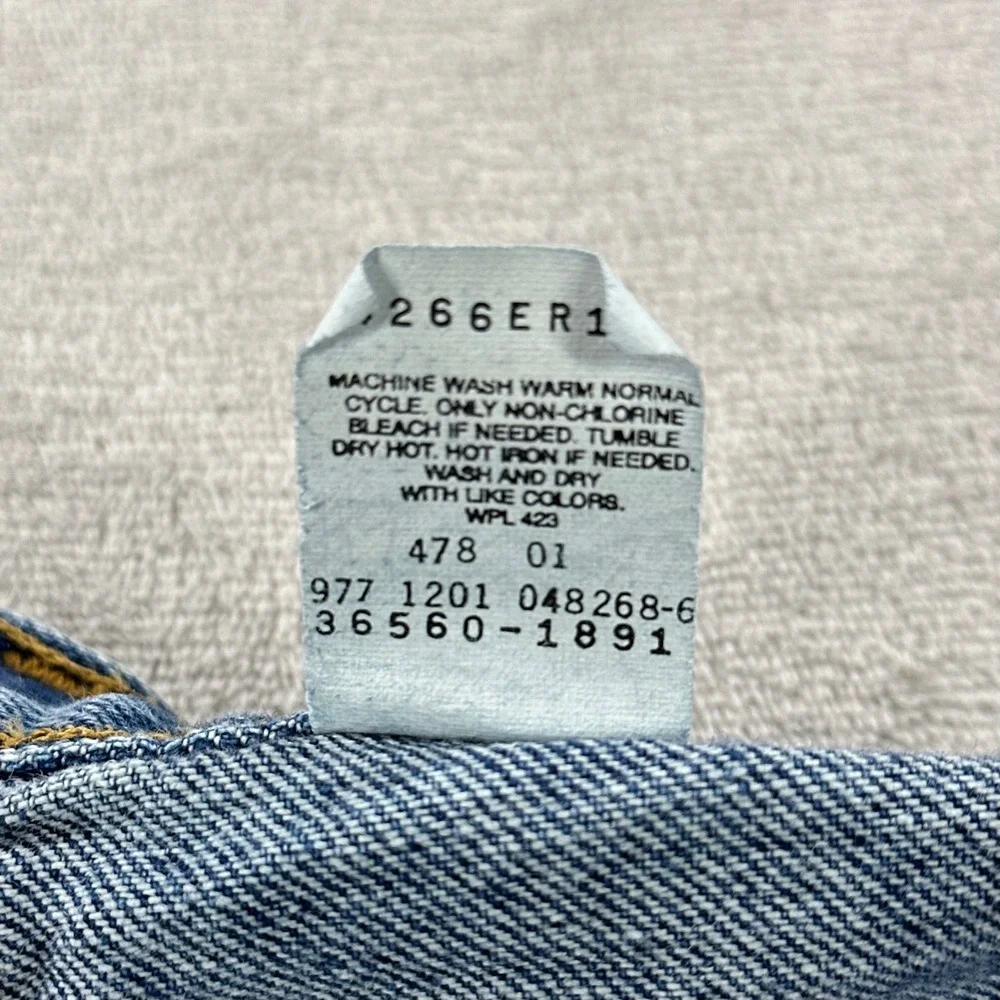Levis levi 560